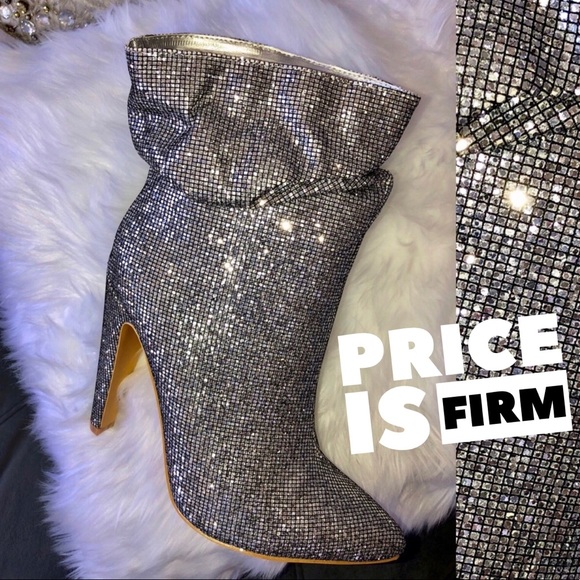 Shoes - ‼️LAST ONE‼️Silver Embellished Booties